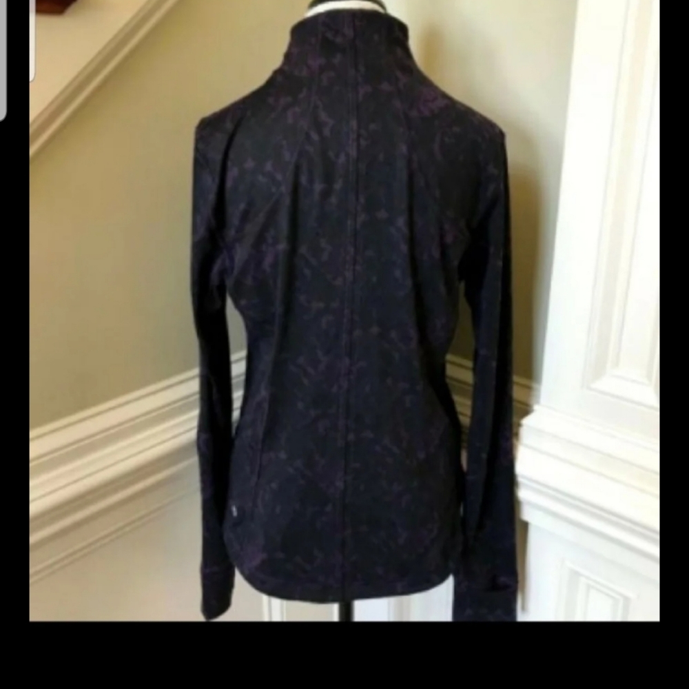 Lululemon jacket - Picture 4 of 4